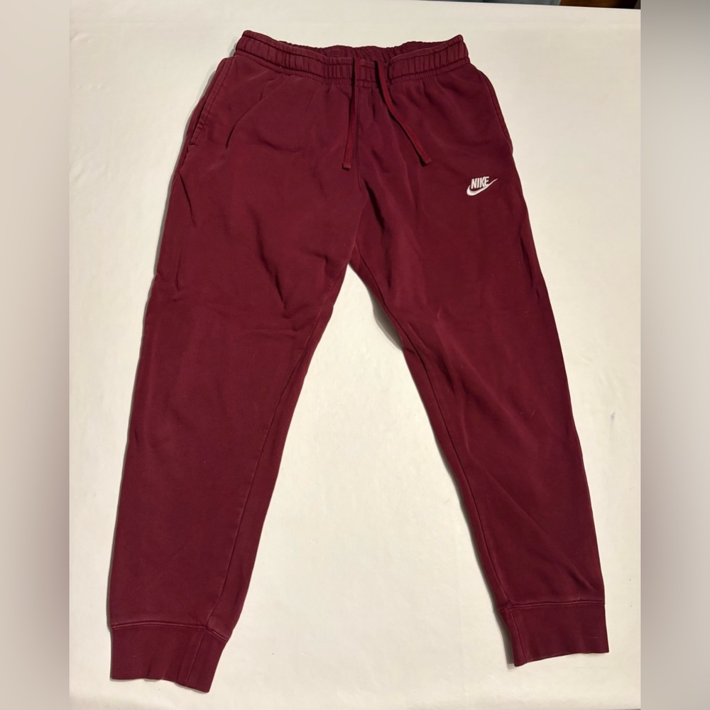 NIKE TECH FLEECE PANTS JOGGERS SIZE M (BV3472 677) BORDEAUX